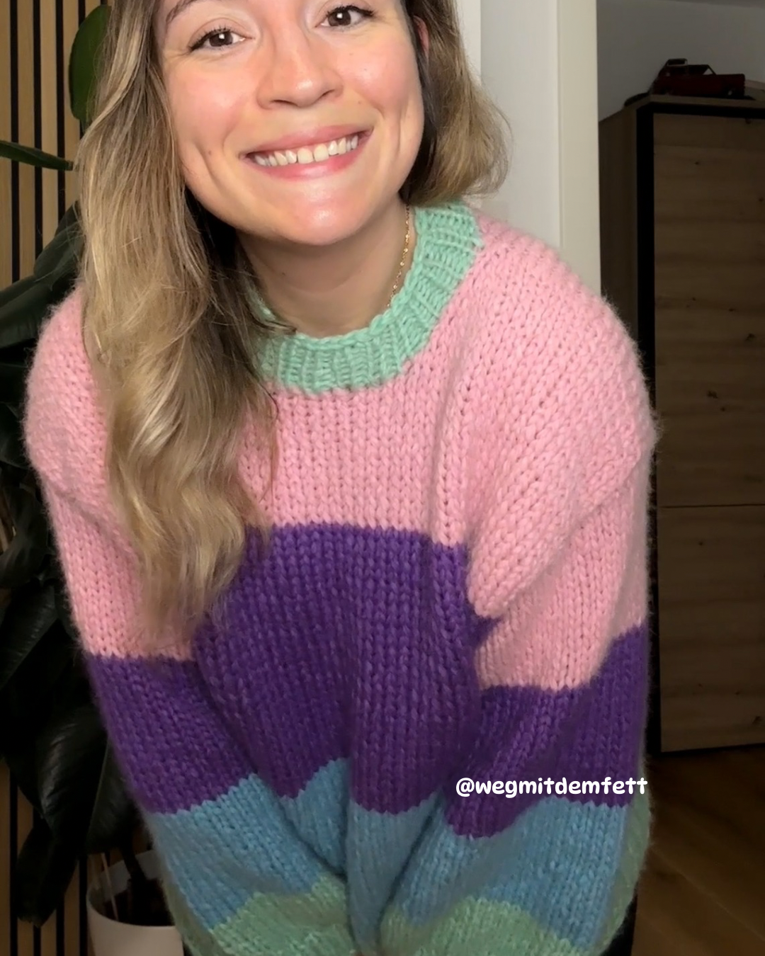 FREYA Sweater - Digital Knitting Pattern