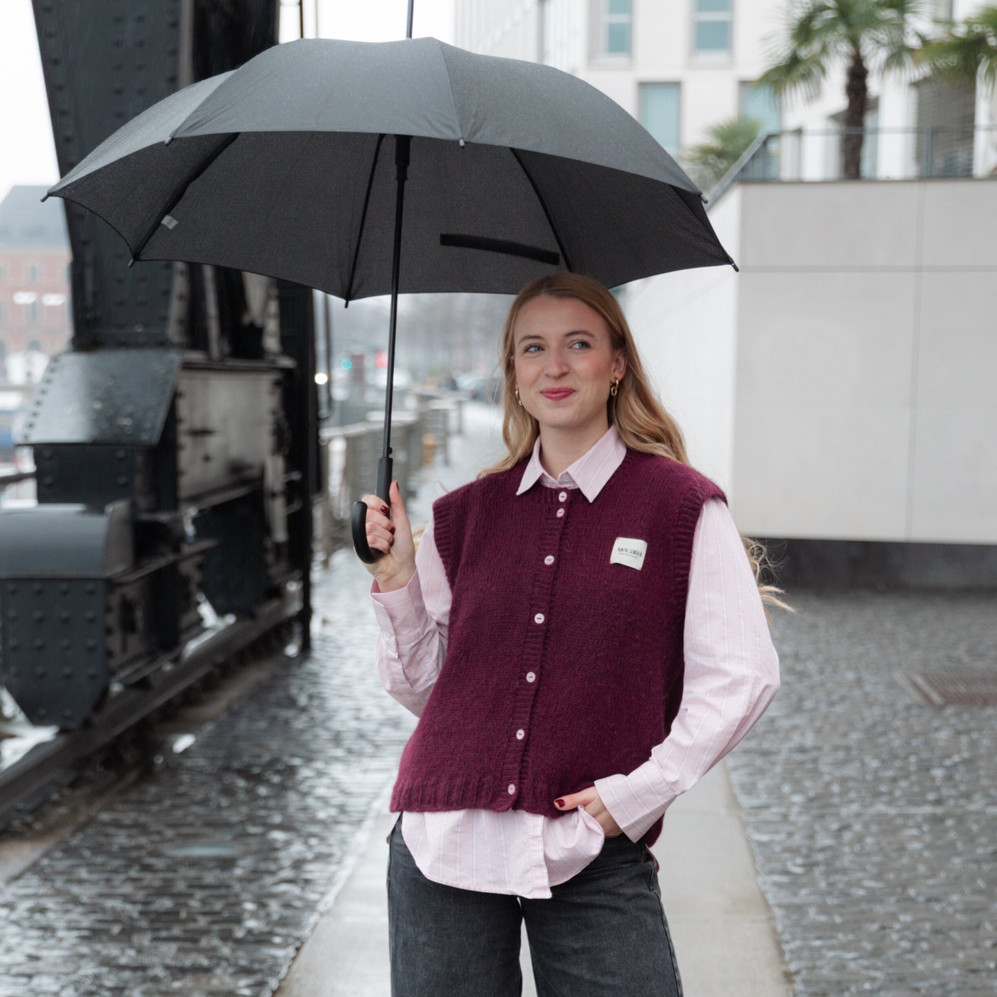 CARI CARDIGAN 2.0 – Strickset für eine moderne Weste